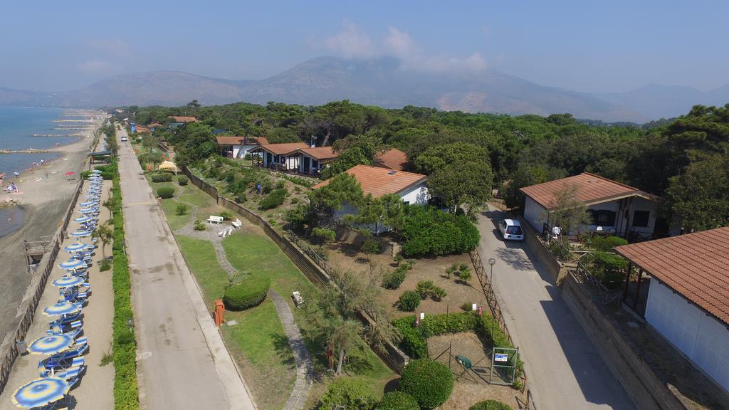 Settebello Village Lido Di Fondi Exterior photo